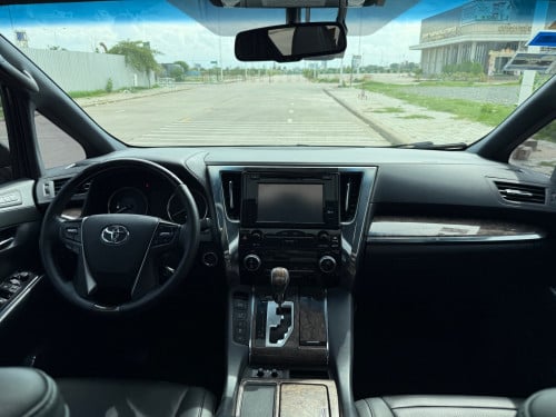 Alphard ឆ្នាំ2019 V6 ឆ្វេងសុីន