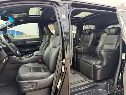 Alphard ឆ្នាំ2019 V6 ឆ្វេងសុីន