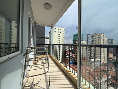 Apartment for rent at 7 Makara