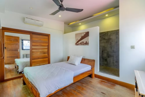 Apartment For Rent: Renovated 3BR Apartment