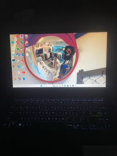 ASUS