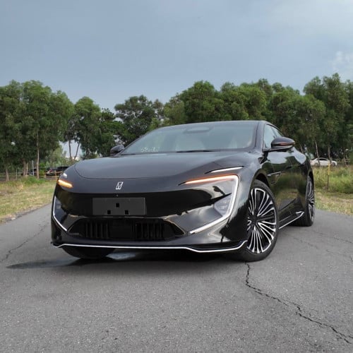 Avatr 12 ultra AWD 706km