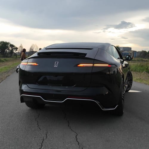 Avatr 12 ultra AWD 706km