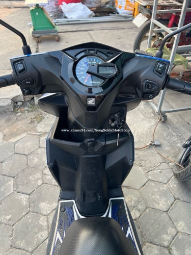 Beat024ម្ចាស់ដេីម លេខម៉ាសុីន7777 អាវស្គុត មានលក់នៅហាង (សេង សុខឡា 9999)
