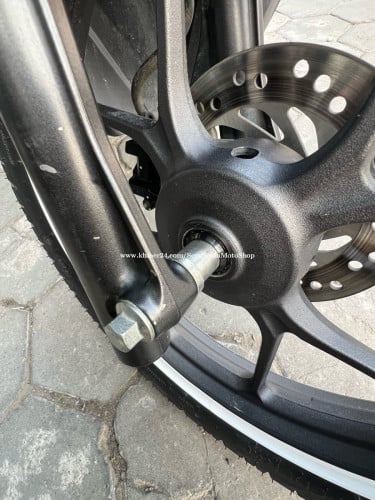 Beat024ម្ចាស់ដេីម លេខម៉ាសុីន7777 អាវស្គុត មានលក់នៅហាង (សេង សុខឡា 9999)