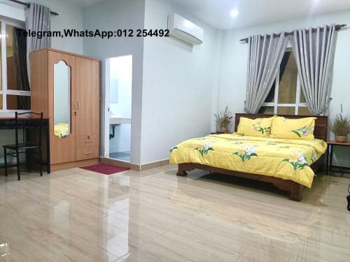 Beautiful Garden Elevator Apartment for Rent