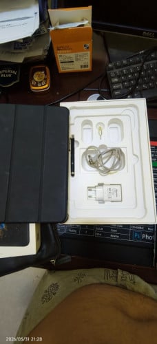 Black View Mega2 ឬដូរជាមួយនាឡិការ GT5Pro Titanium