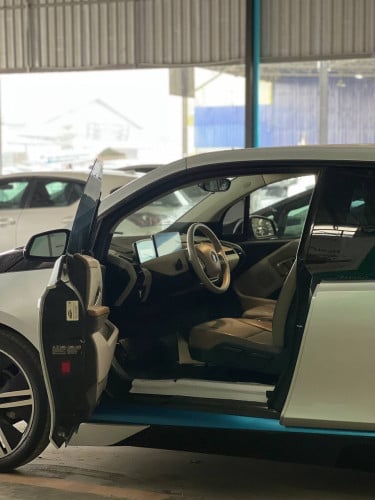 BMW I3 2015 full option សន្លឹកពន្ធ 🔵តម្លៃពិសេស 11,300$