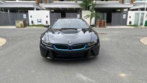 BMW i8 full Option 2015 លក់ 29500$ចចារ ចង់បង់រំលោះក៏បាន