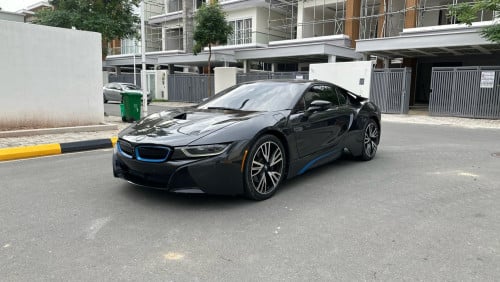 BMW i8 full Option 2015 លក់ 29500$ចចារ ចង់បង់រំលោះក៏បាន