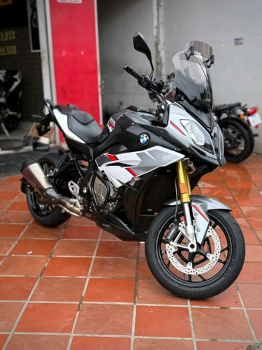 Bmw s1000xr 2016