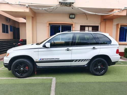 BMW X5 02 ឡានប្រើផ្ទាល់ ស្អាត ឯកសារគ្រប់