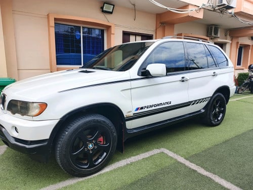 BMW X5 02 ឡានប្រើផ្ទាល់ ស្អាត ឯកសារគ្រប់