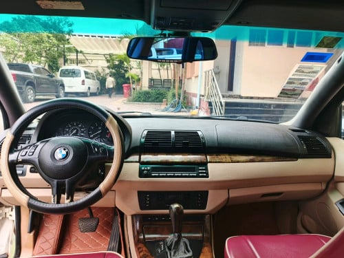 BMW X5 02 ឡានប្រើផ្ទាល់ ស្អាត ឯកសារគ្រប់