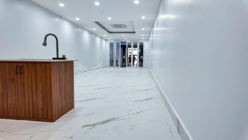 Commercial building house for Rent – at BKK1