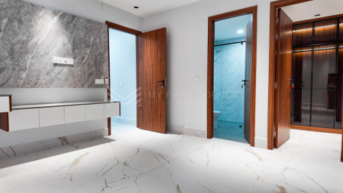 Commercial building house for Rent – at BKK1