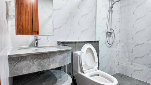 Commercial building house for Rent – at BKK1