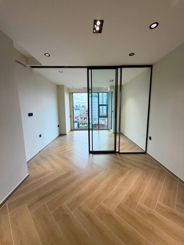 Condo resale at Time square 5