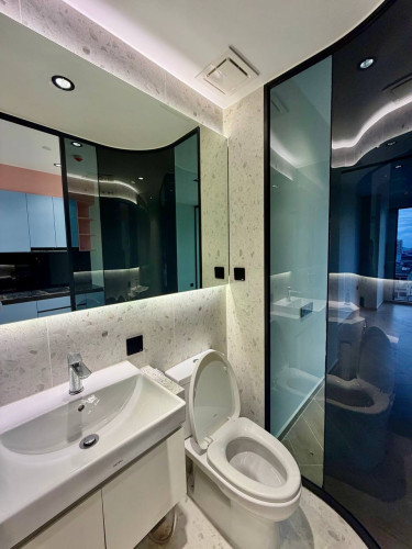 Condo resale at Time square 5