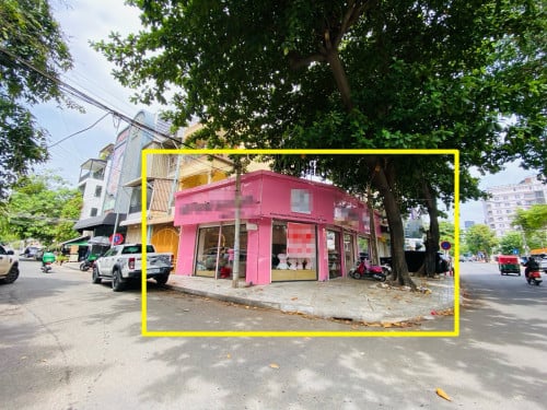 Corner Shop For Rent Near Independent Monument