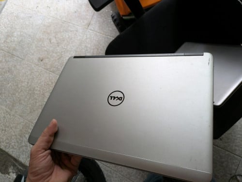Dell E7440ម៉ាស៊ីនល្អ ដើរលឿន500G Core i5 Ram 8GB