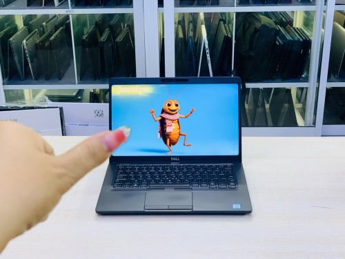 Dell Latitude 5400 Touch 14”FHD 1080 Keyboard light 💡