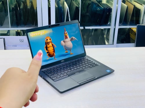 Dell Latitude 5400 Touch 14”FHD 1080 Keyboard light 💡