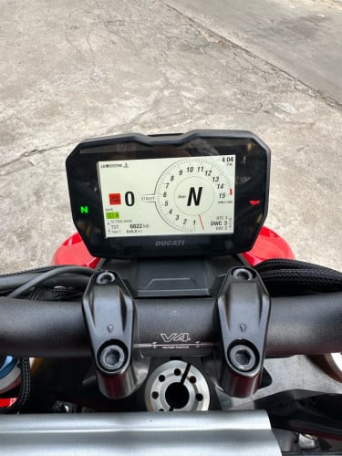 Ducati Streetfigter V4s