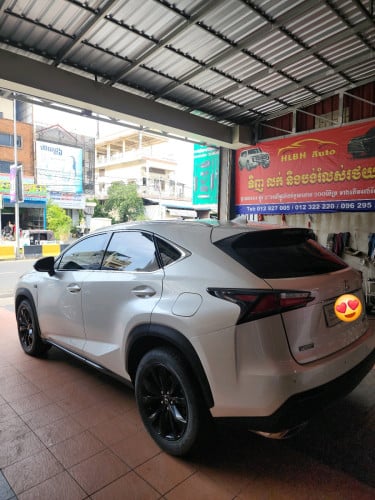 F-sport ហ្សុីន 2015