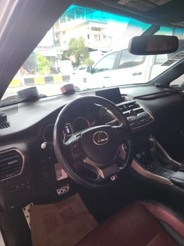 F-sport ហ្សុីន 2015