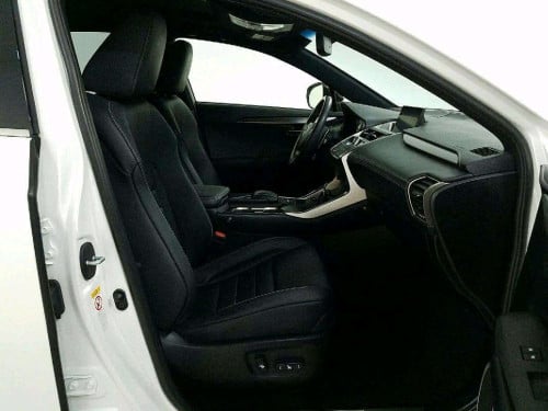 F-sport ហ្សុីន 2015