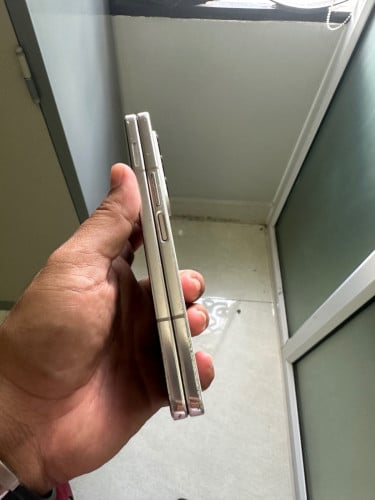 Fold 4 ប្រេីបាន​ធម្មតា​