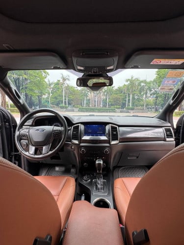 Ford Everest Titanium 2022 ថ្មីណាស់ លក់បន្ទាន់