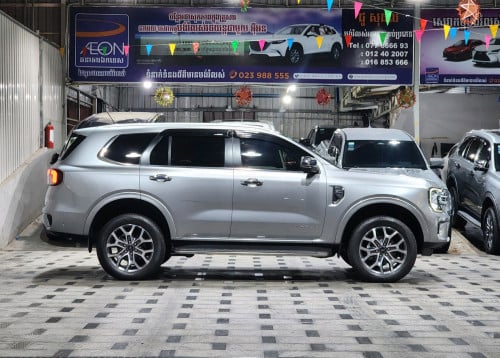 Ford Everest Titanium 2023