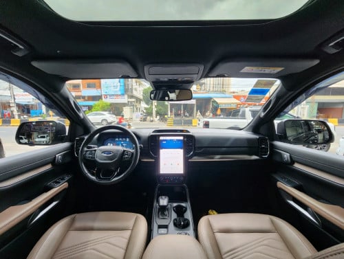 Ford Everest Titanium 2023