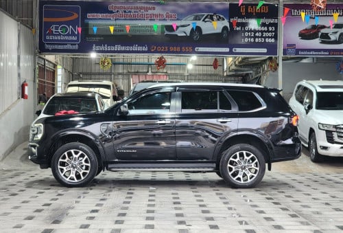 Ford Everest Titanium 2023