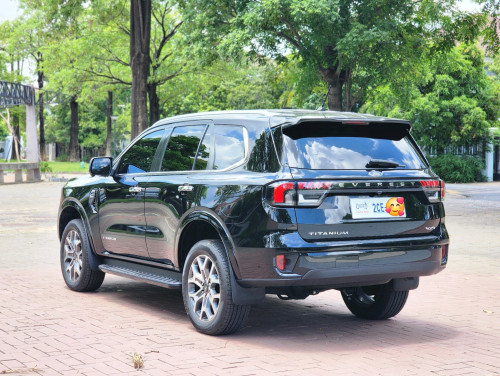 Ford Everest Titanium 2023