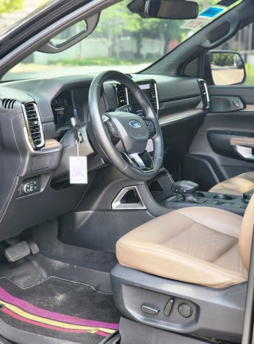 Ford Everest Titanium 2023