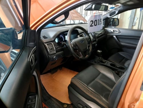 Ford ranger សេរី 2019 តម្លៃ $32,000(ចរចារ) ទឹកថ្នាំហ្ស៊ីន ធានាទិញចូលវិញ រឺប្តូរសេរី គិតតាមហាងឆេង