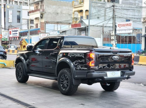 Ford Ranger Raptor 2023(ម៉ាស៊ូត ឡានស្អាត)