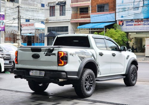 Ford Ranger Raptor 2023 (សាំង)