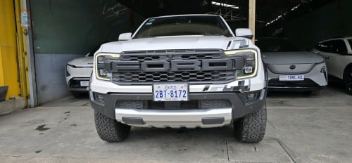 Ford Raptor 2023 ធានាថ្មីស្រីនមូយជុំ