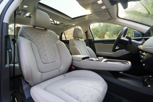Ford TAURUS 2026_(Hybrid_ទិញបានភ្លាមៗ)