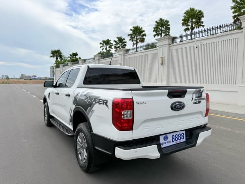 Ford XLT 2023 ស៊ីន១ជំុ