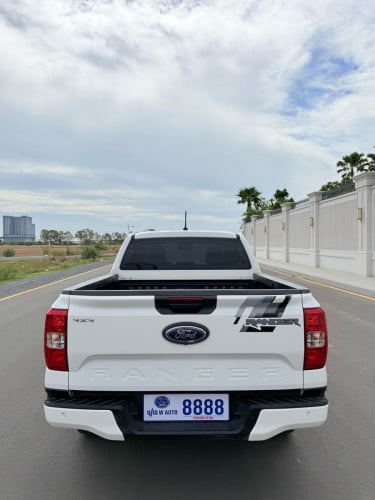 Ford XLT 2023 ស៊ីន១ជំុ