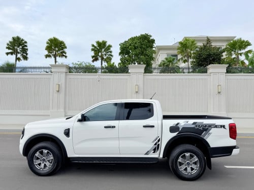 Ford XLT 2023 ស៊ីន១ជំុ