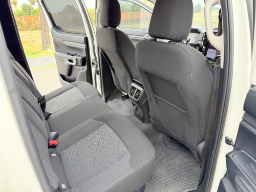Ford XLT 2023 ស៊ីន១ជំុ