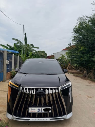 GAC GN8 ឡានប្រើផ្ទាល់ដៃ លក់ដូរសេរី អេក្រង់4ហ្វូលពេញ