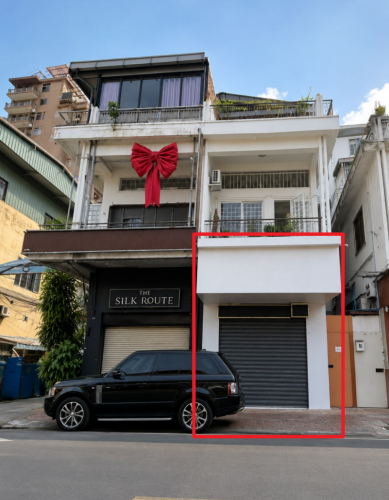 Ground floor for rent in Doun Penh Riverside