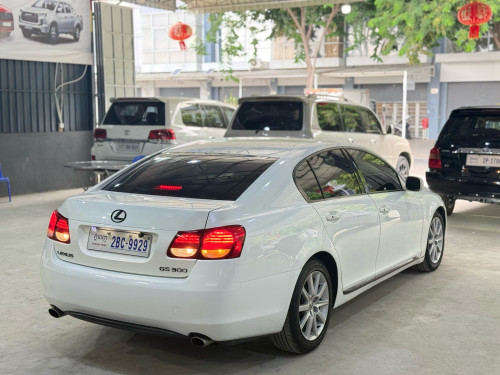 GS300 06 ប៉ុង1 ក្នុង ប្រផេះ